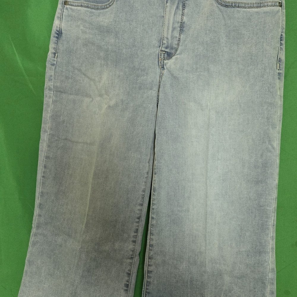 NYDJ Women's Light Blue Wide Leg Jeans
